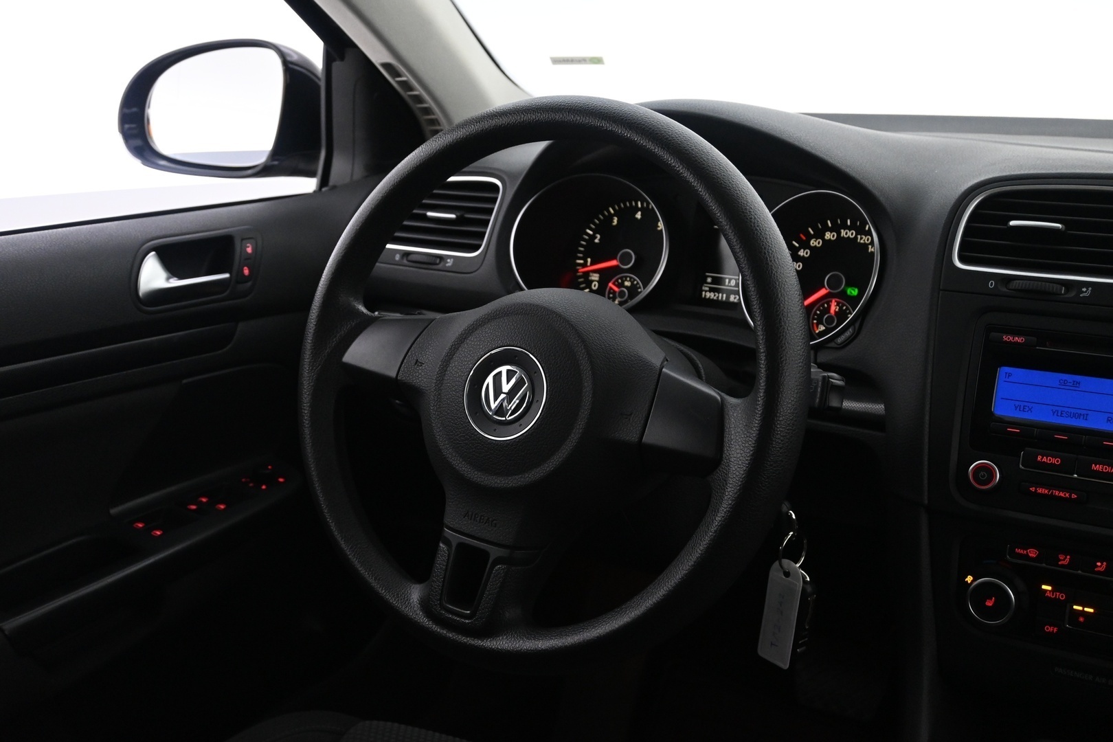 VOLKSWAGEN Golf 2011