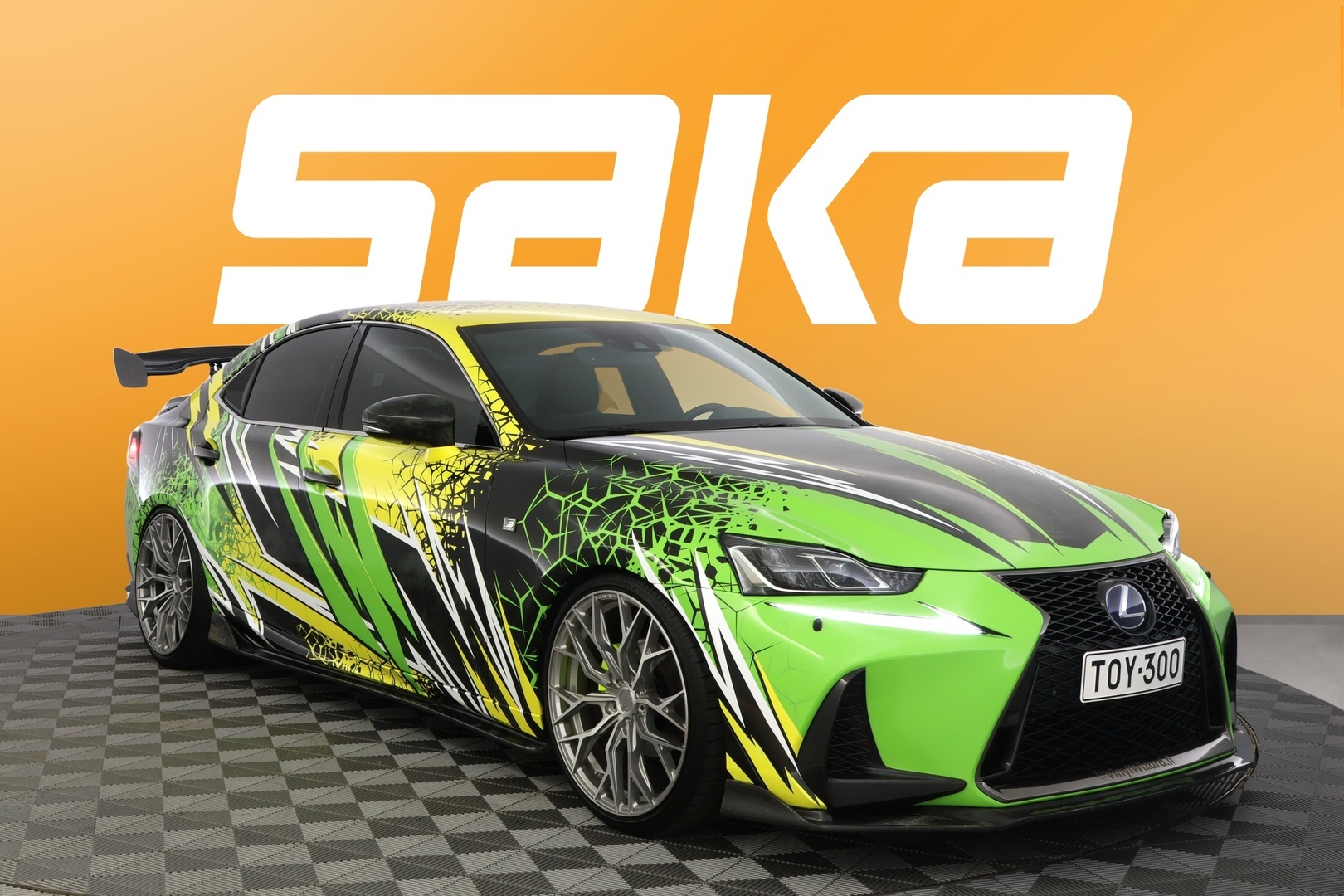 LEXUS IS 2017