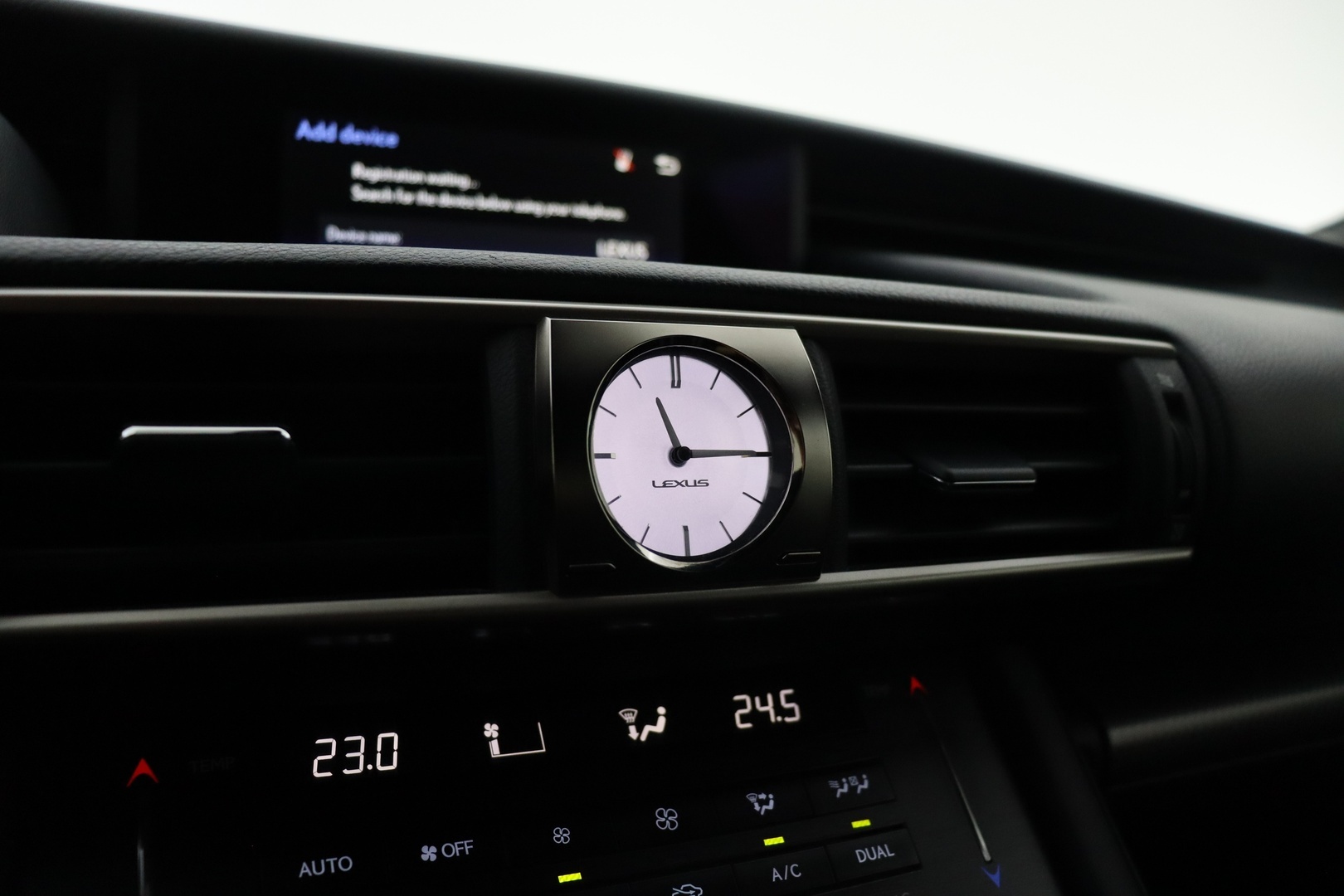 LEXUS IS 2017