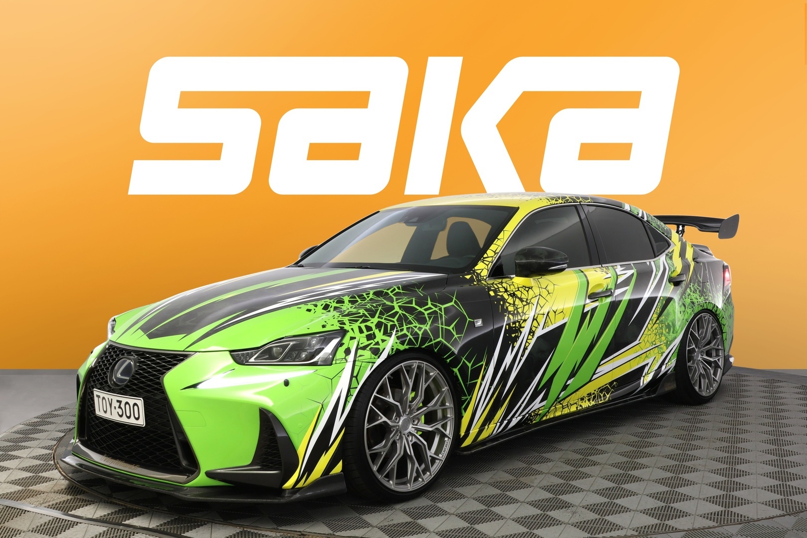 LEXUS IS 2017