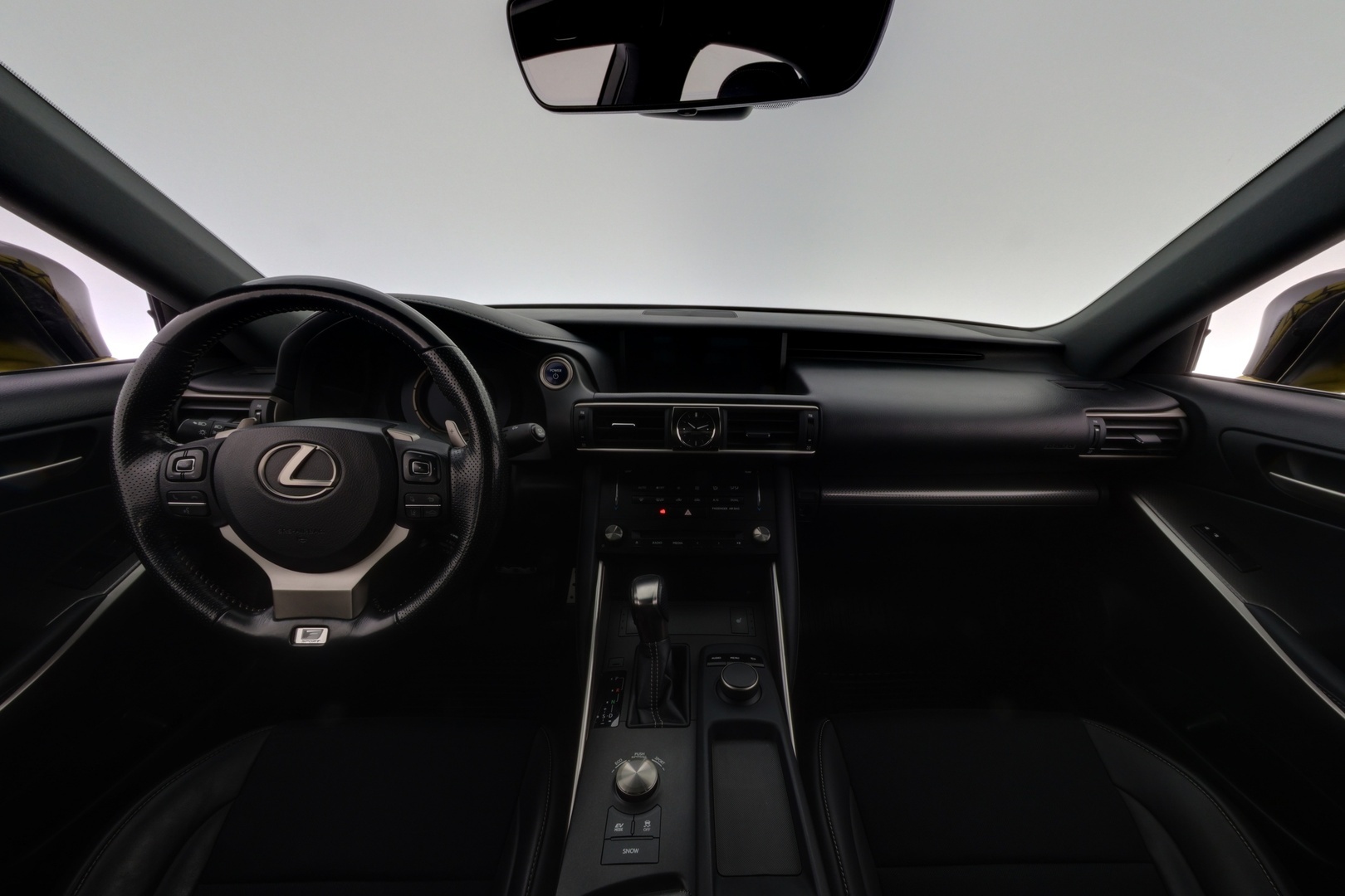 LEXUS IS 2017