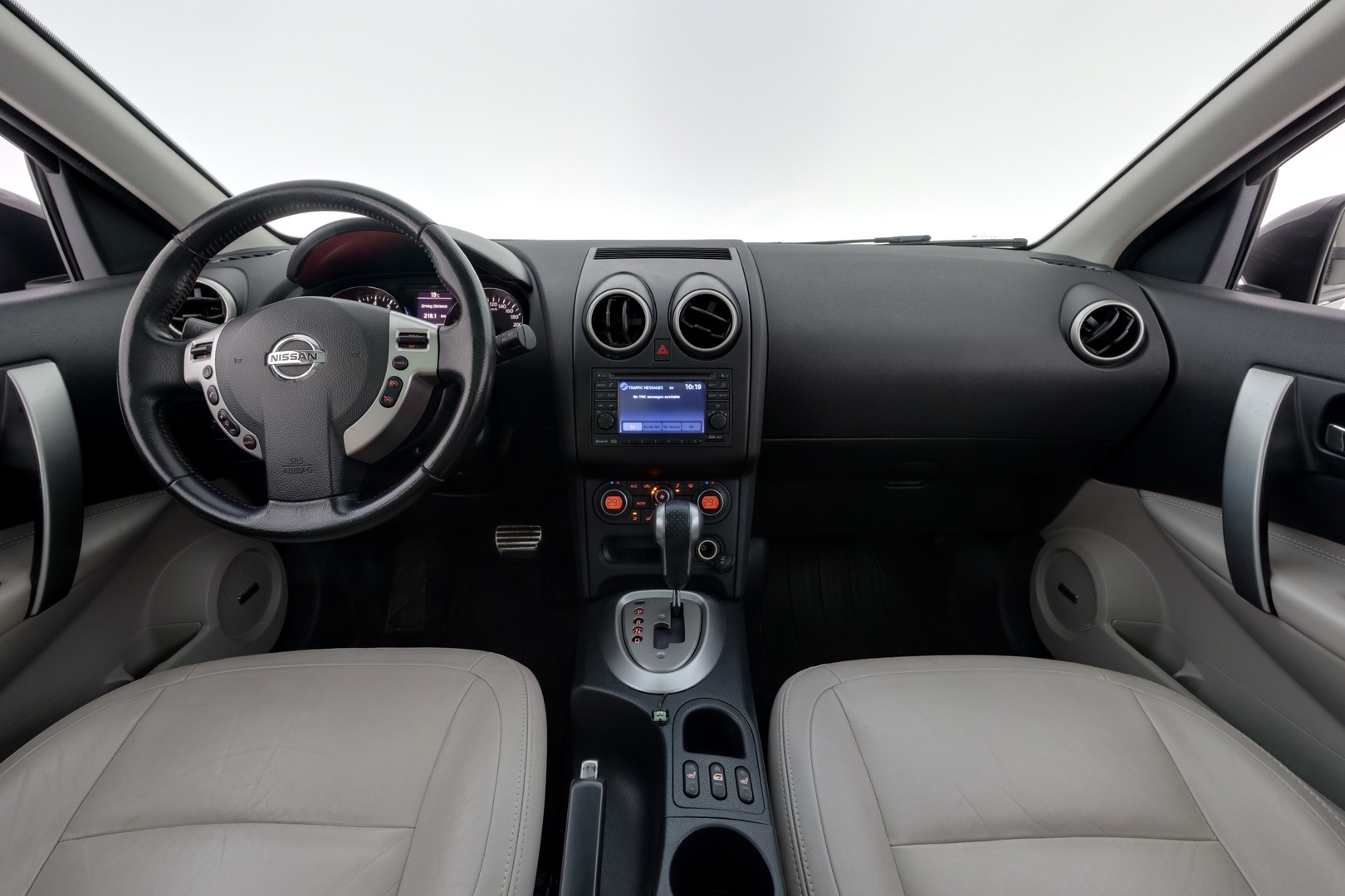 NISSAN Qashqai 2010