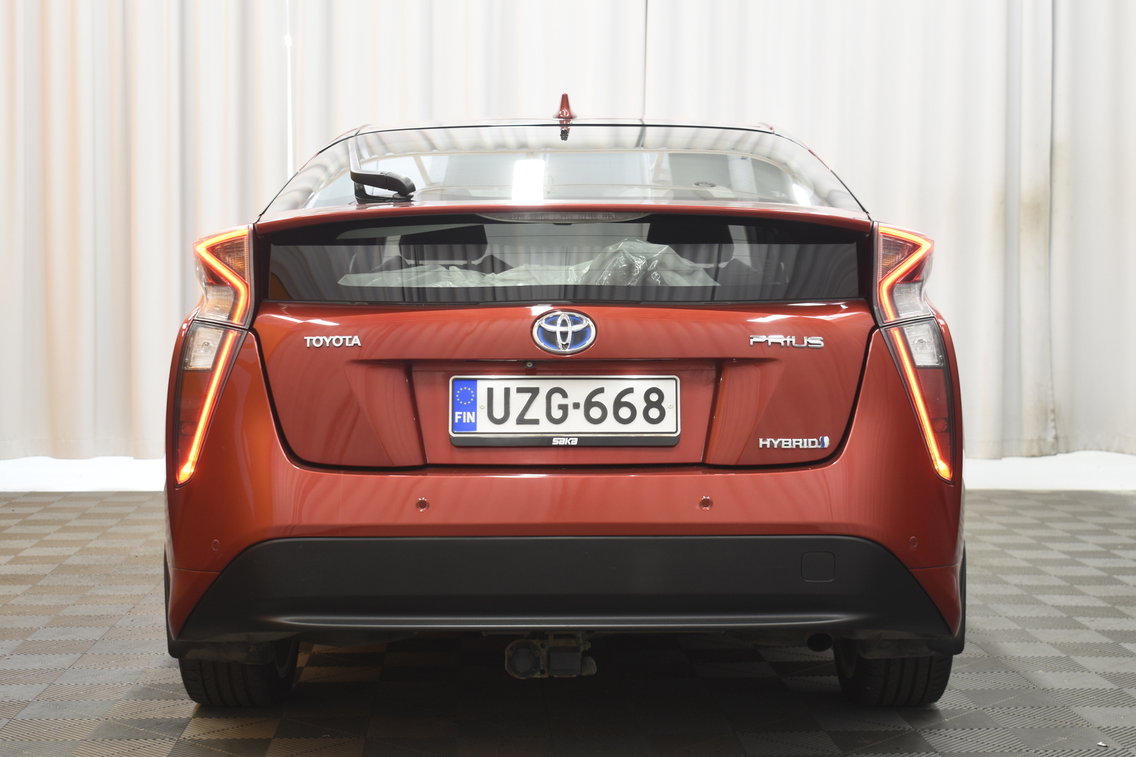 TOYOTA Prius 2016