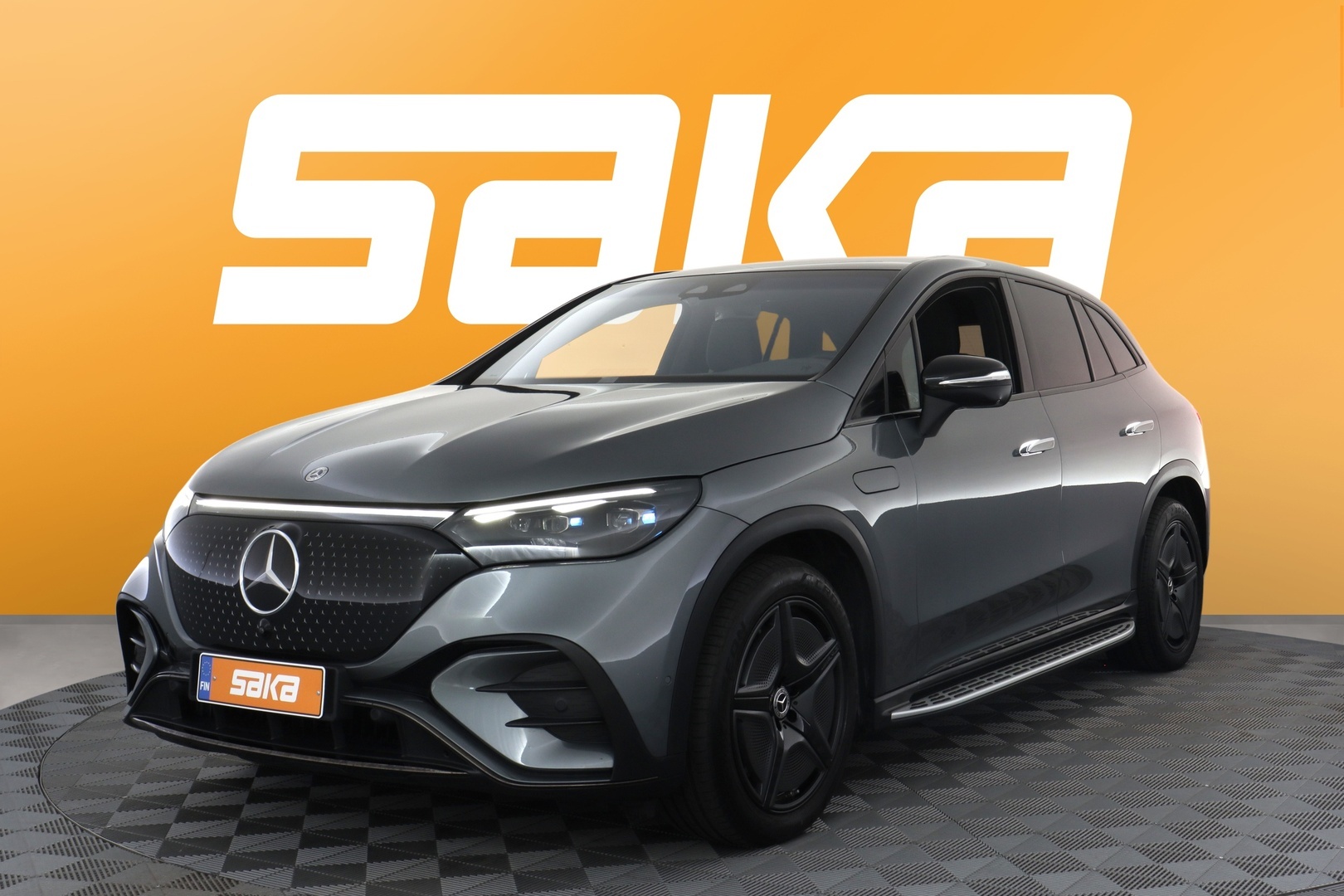 MERCEDES-BENZ EQE SUV 2023