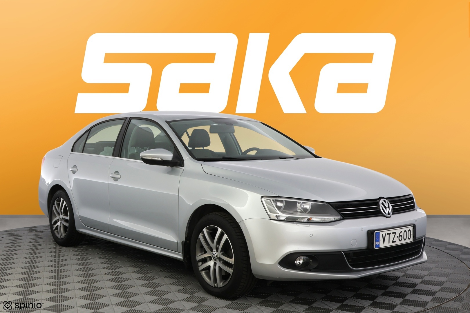 VOLKSWAGEN Jetta 2012