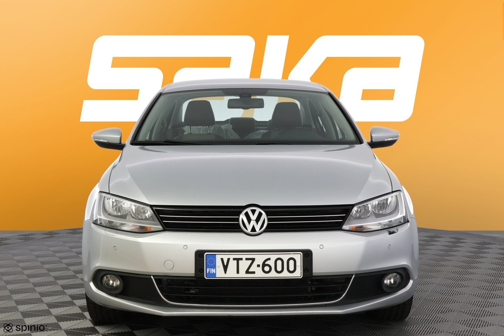 VOLKSWAGEN Jetta 2012