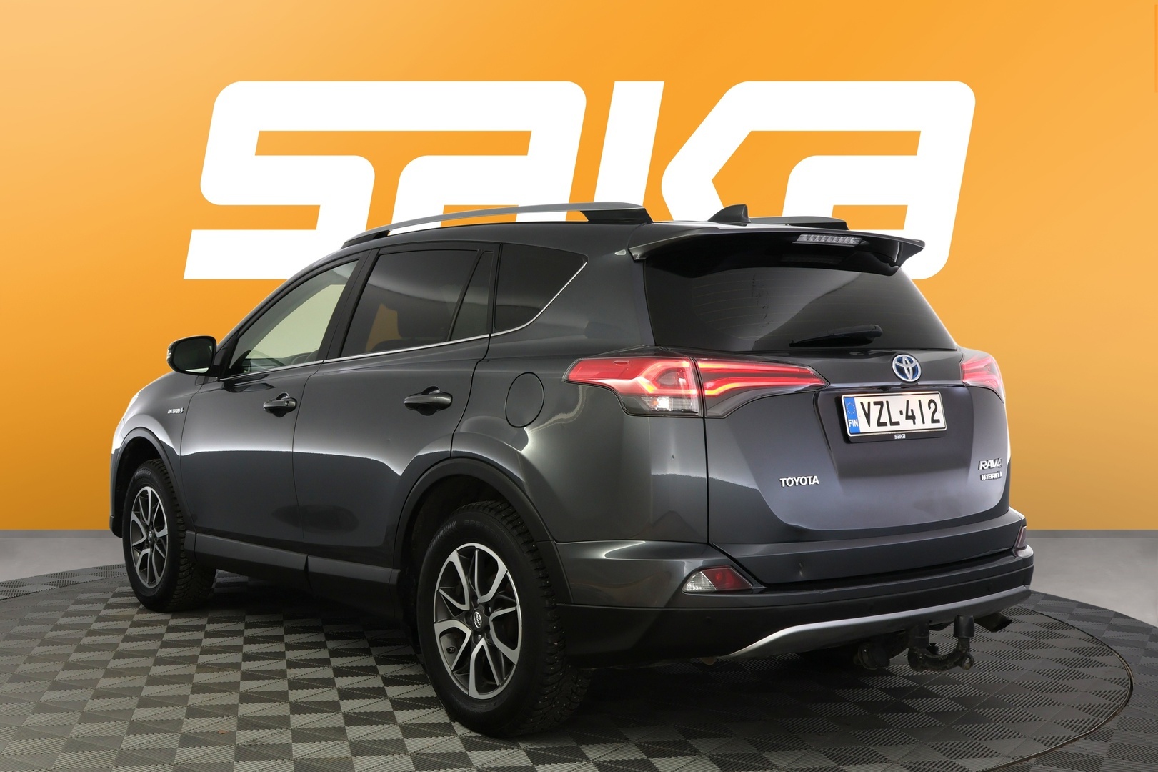 TOYOTA RAV4 2018