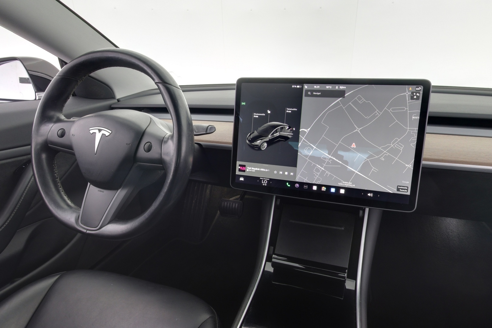 TESLA Model 3 2019