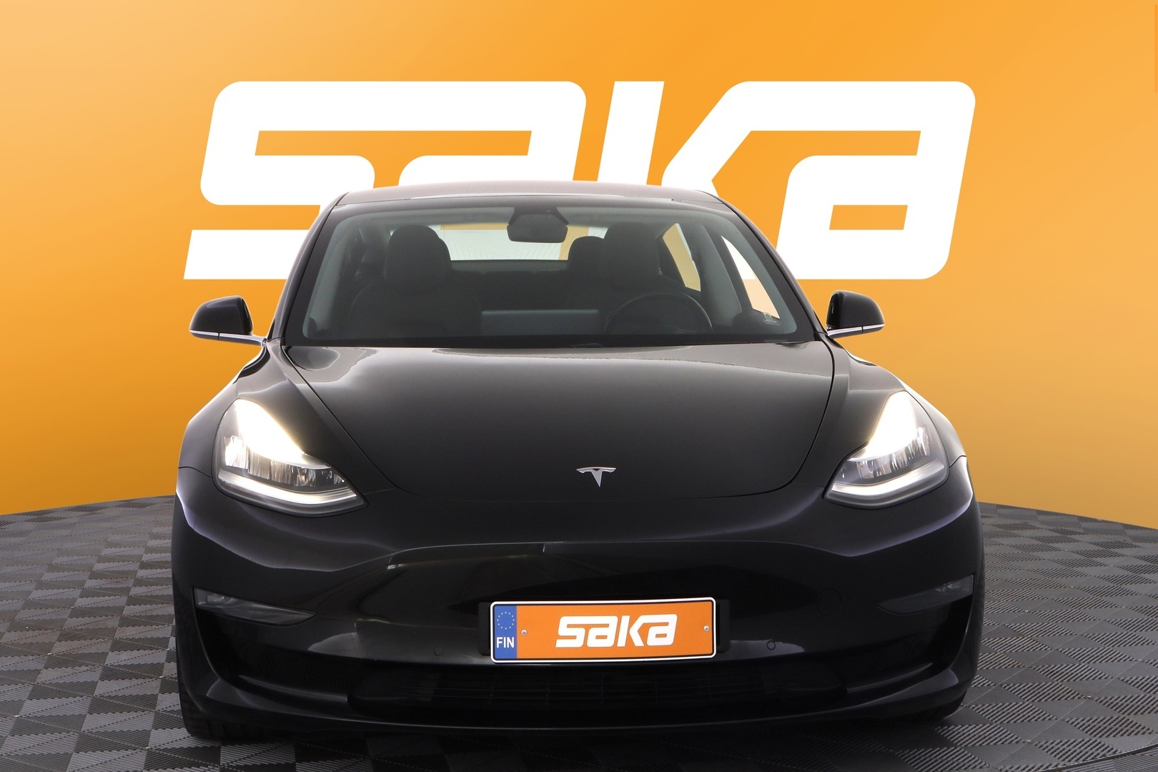 TESLA Model 3 2019