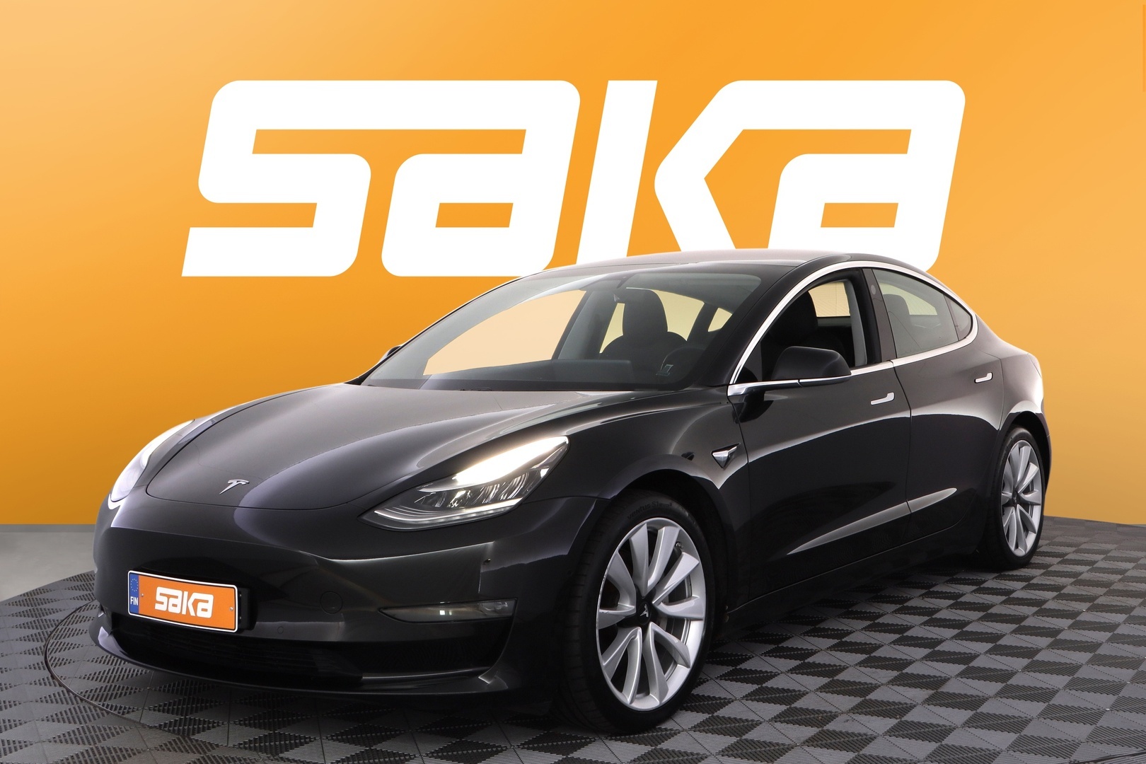 TESLA Model 3 2019