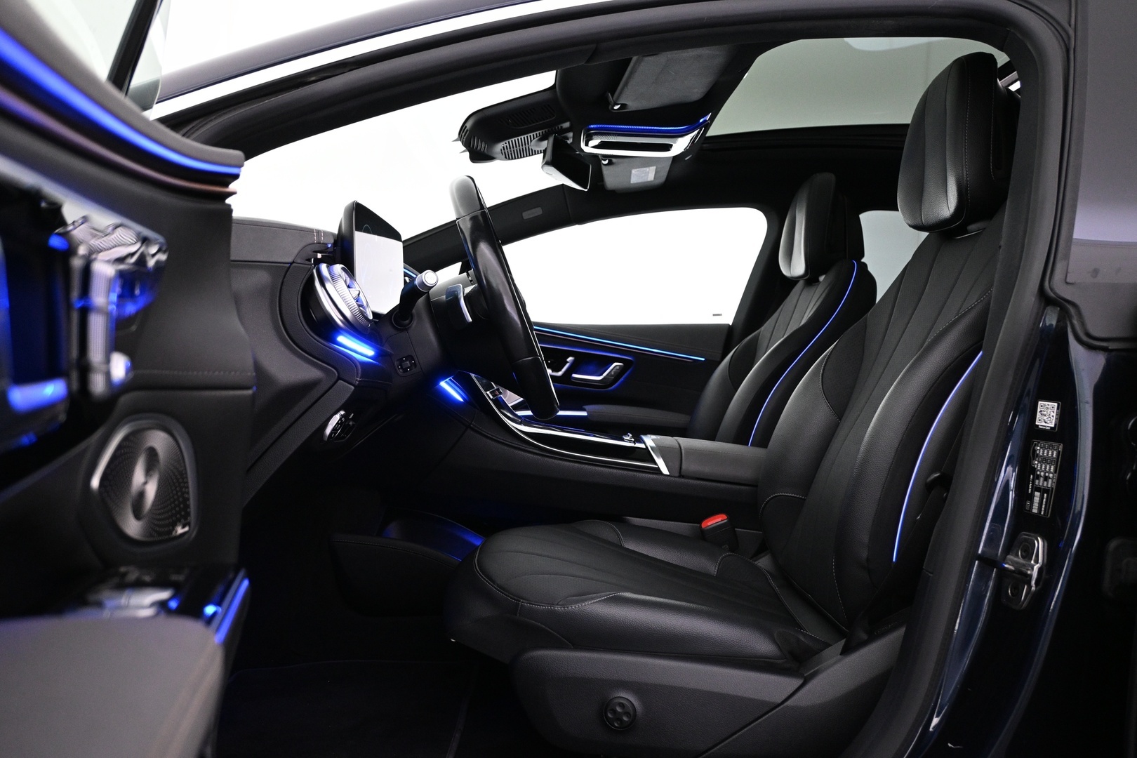 MERCEDES-BENZ EQS 2022