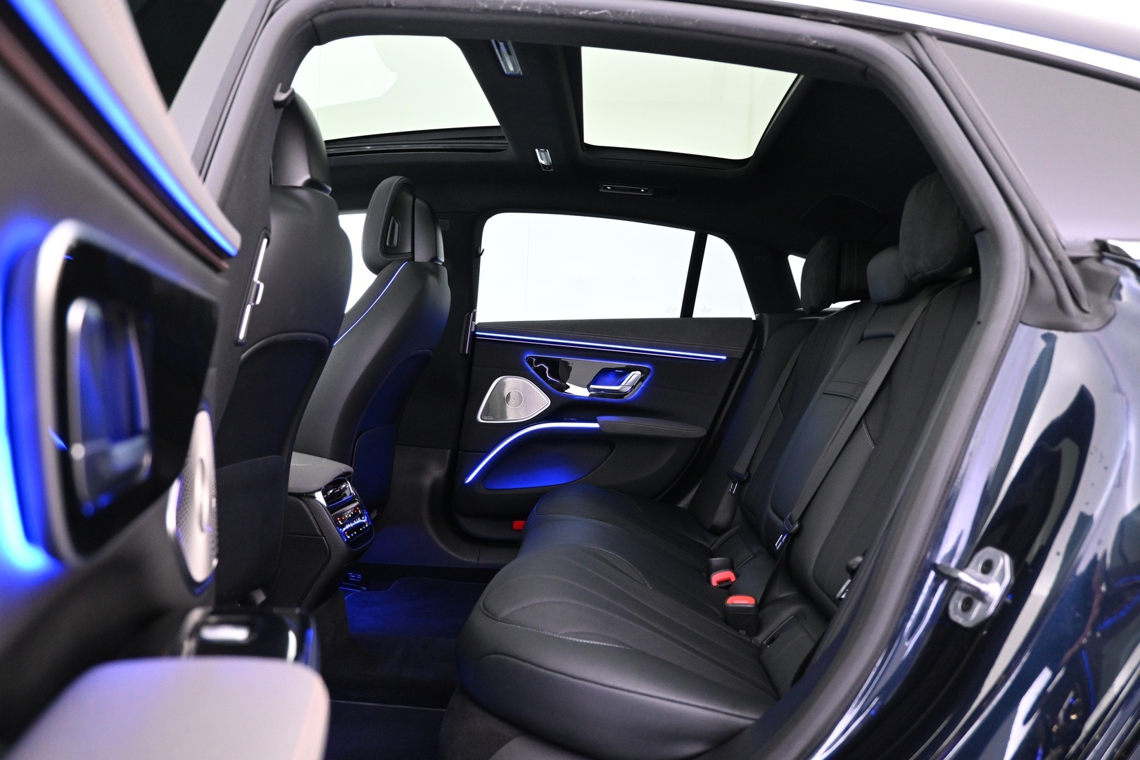 MERCEDES-BENZ EQS 2022