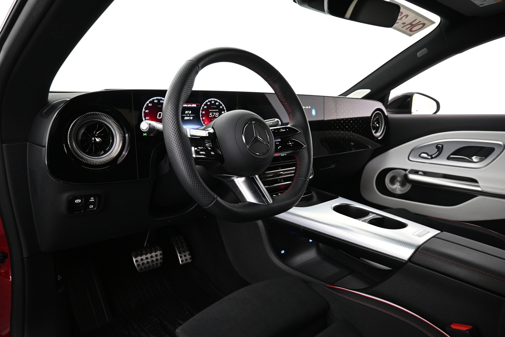 MERCEDES-BENZ CLA 2025