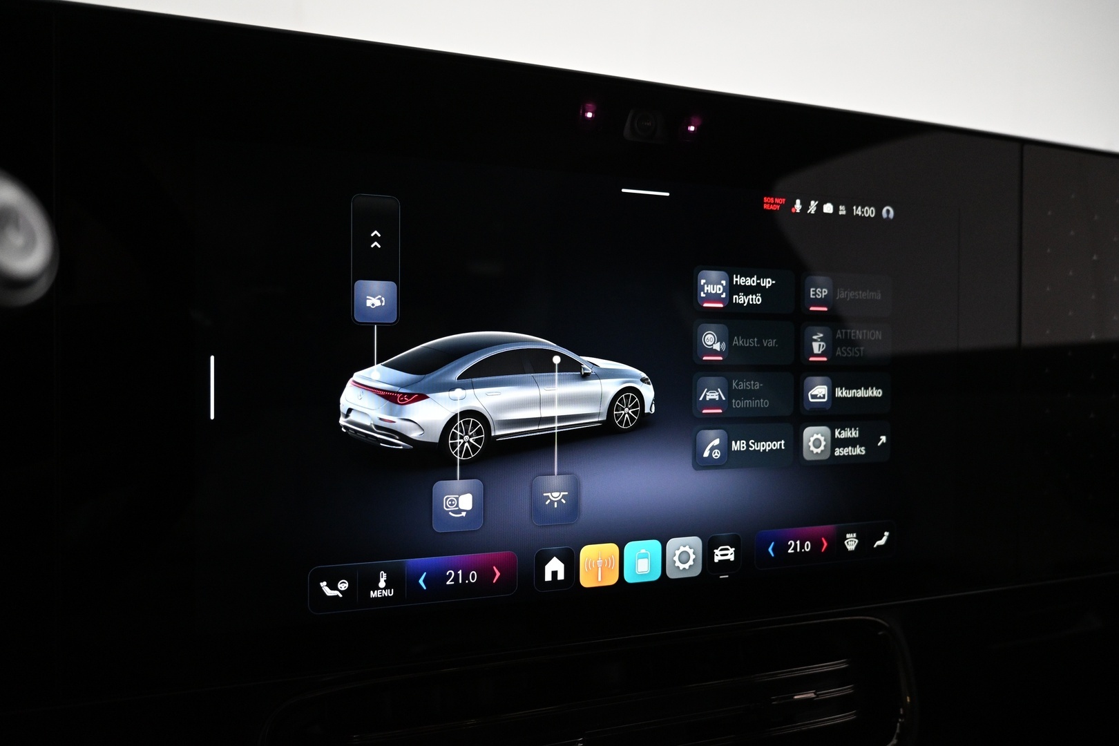 MERCEDES-BENZ CLA 2025