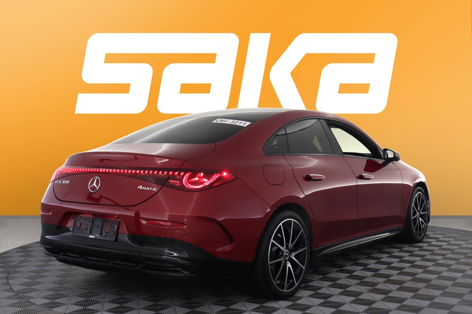 MERCEDES-BENZ CLA 2025