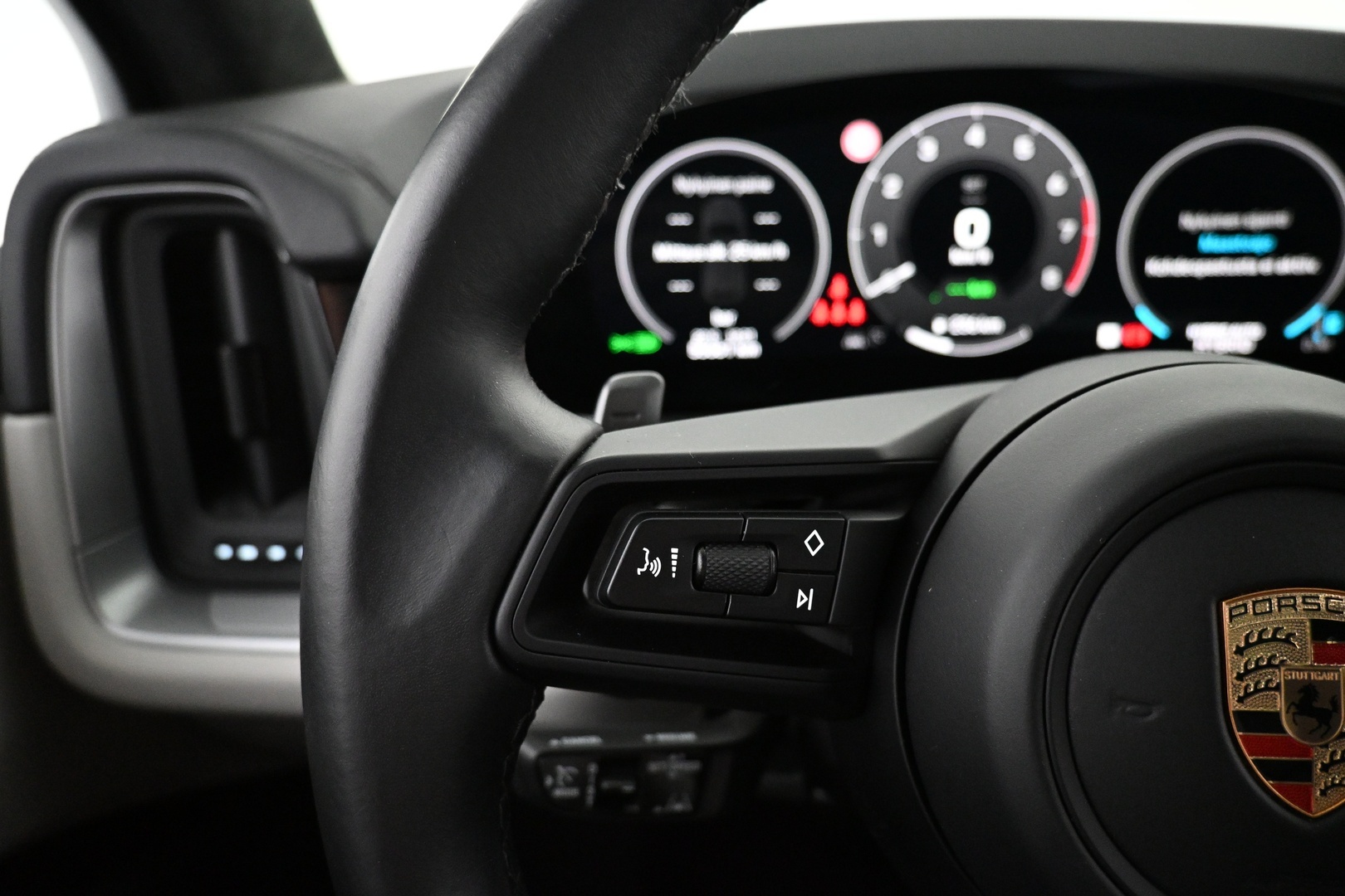 PORSCHE Cayenne 2024
