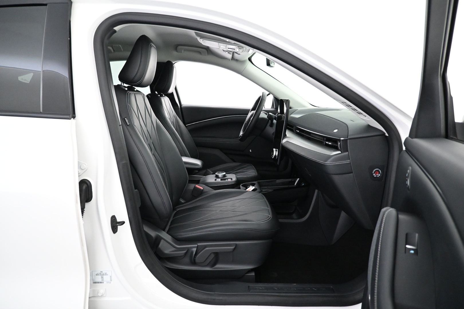 FORD Mustang Mach-E 2021