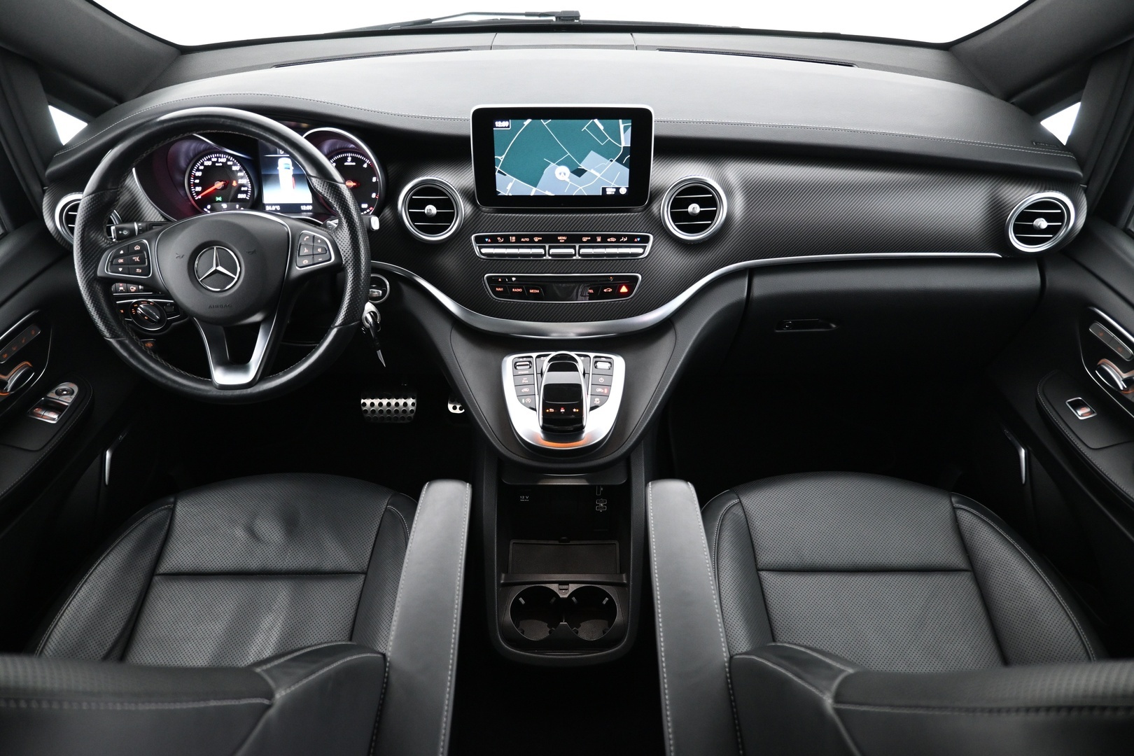 MERCEDES-BENZ V 2018