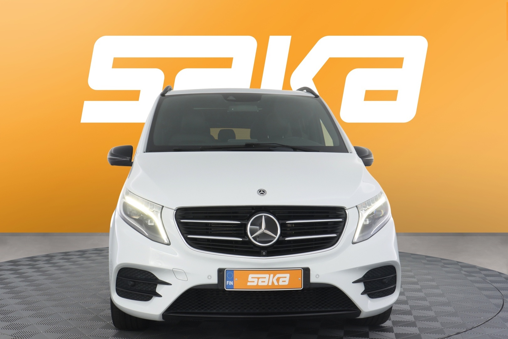 MERCEDES-BENZ V 2018