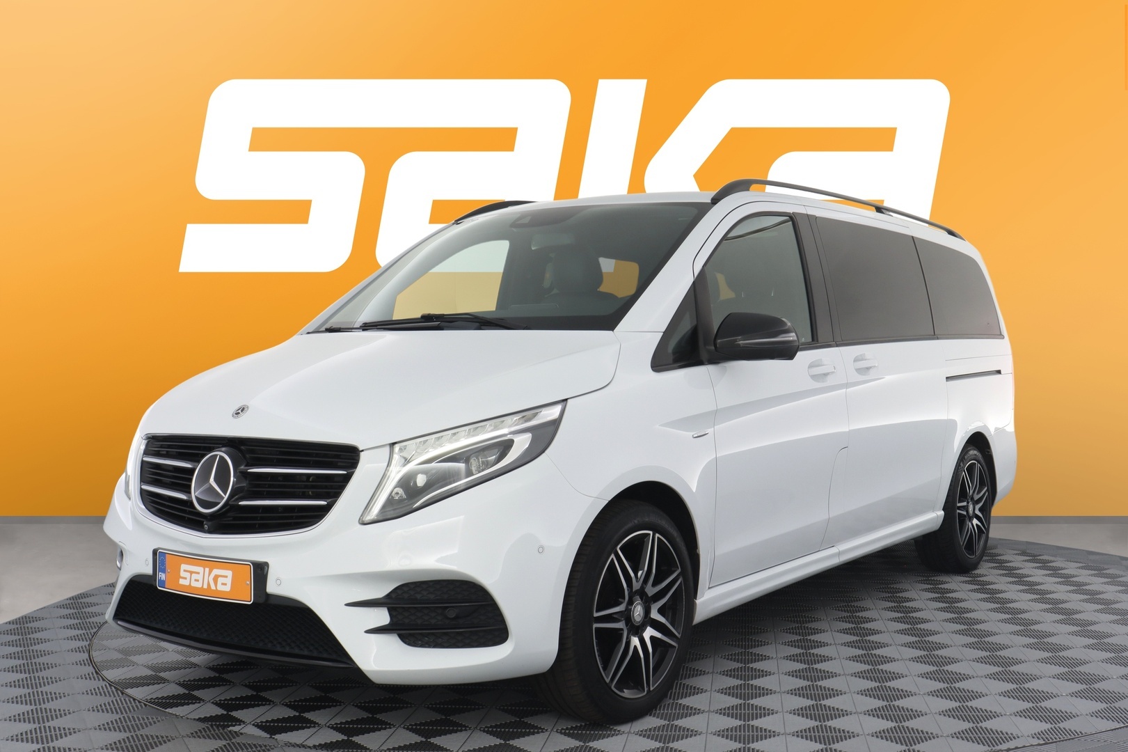 MERCEDES-BENZ V 2018