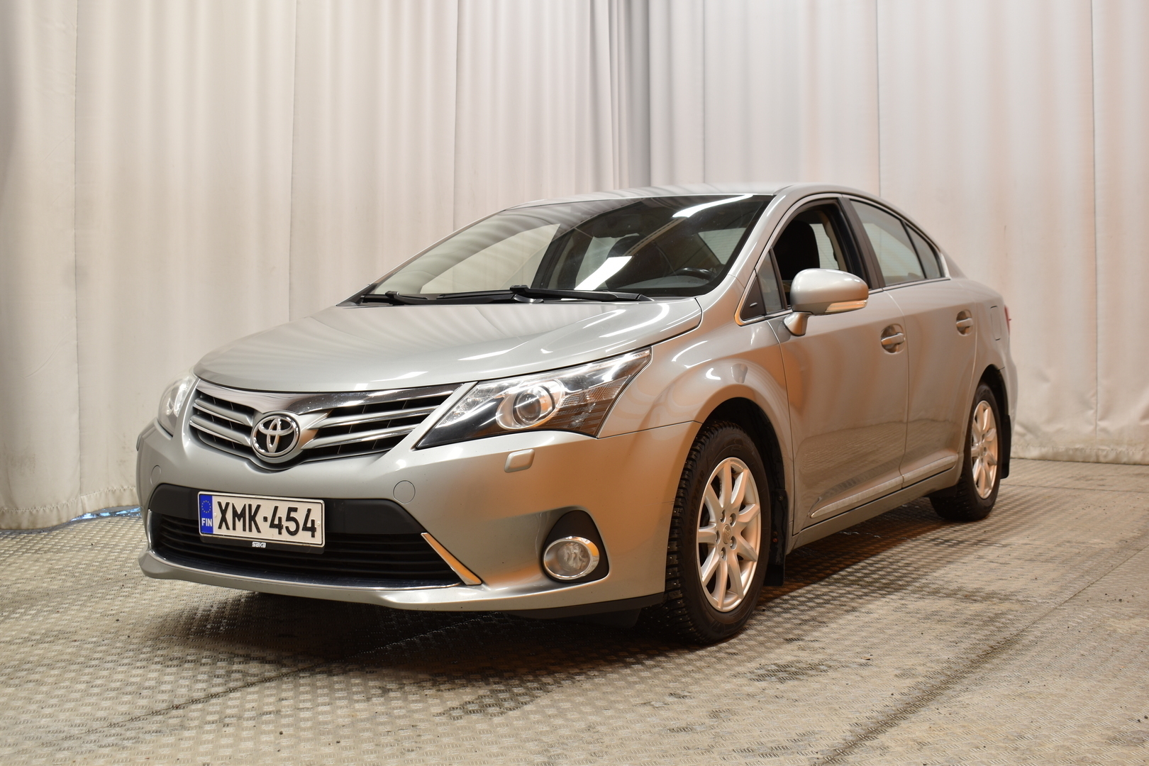 TOYOTA Avensis 2012