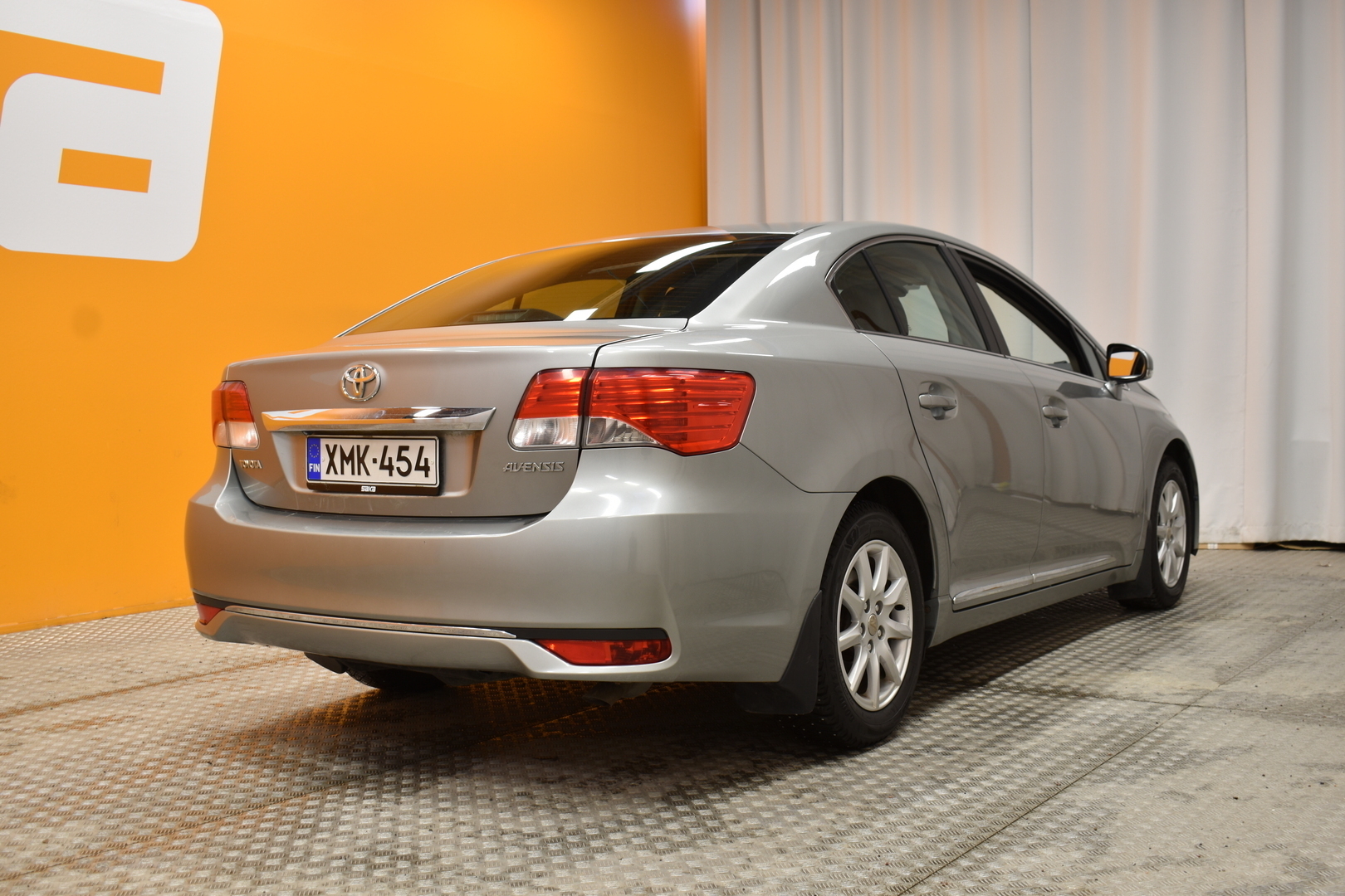 TOYOTA Avensis 2012