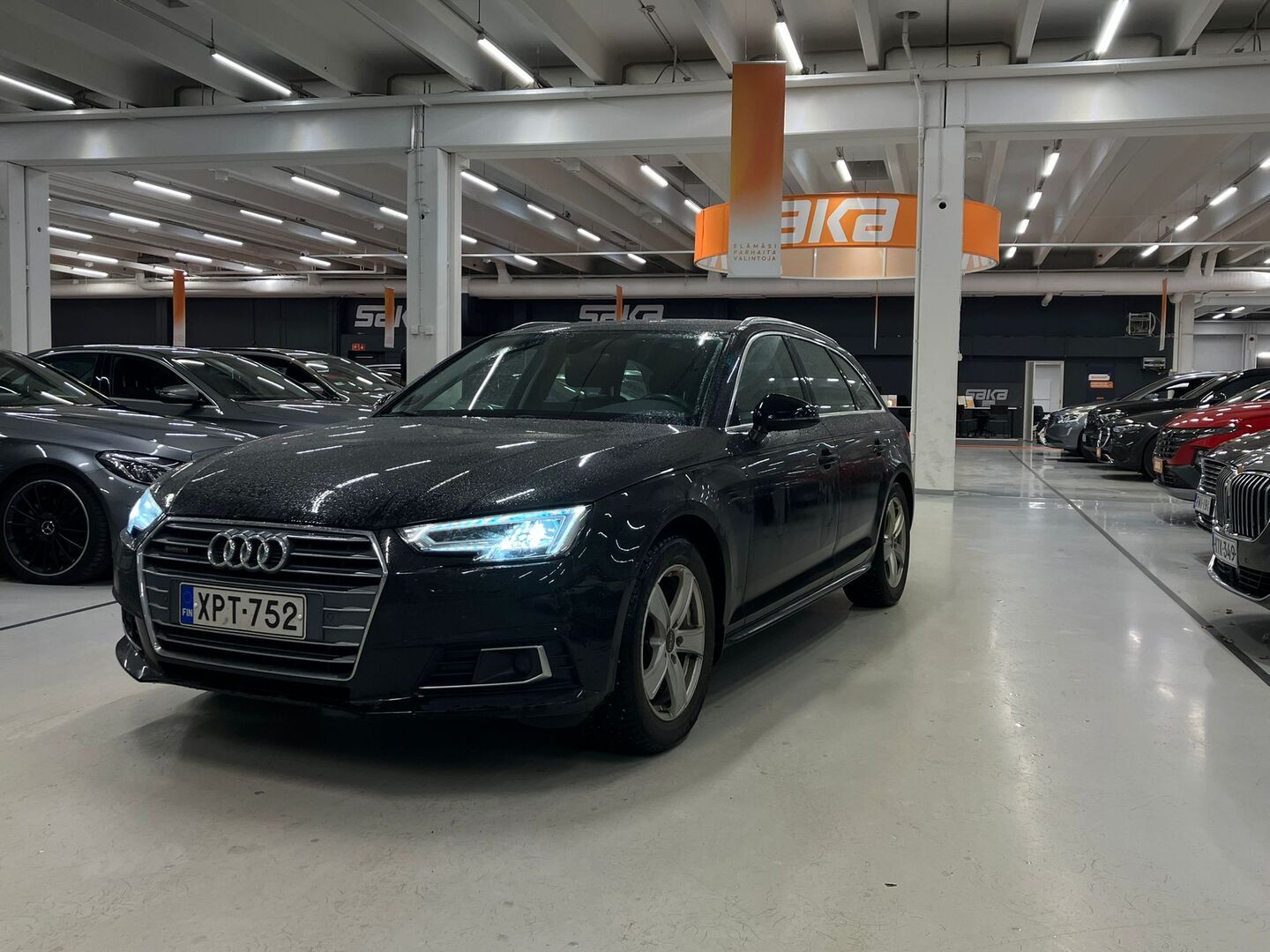 AUDI A4 2018