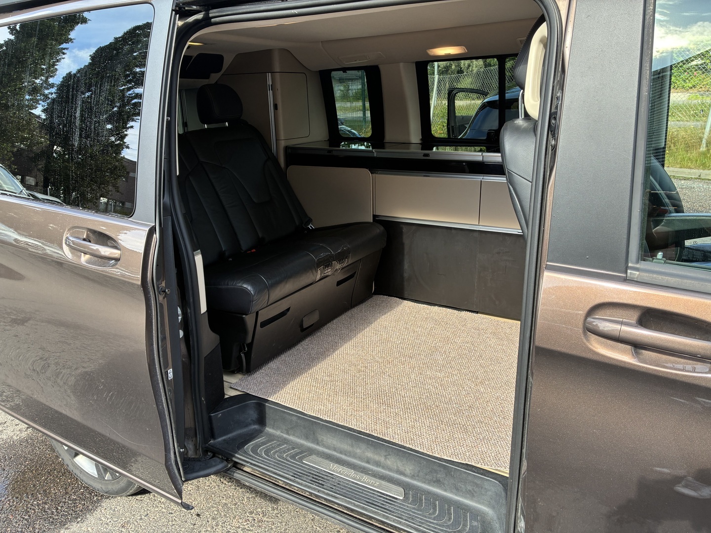 MERCEDES-BENZ V 2016