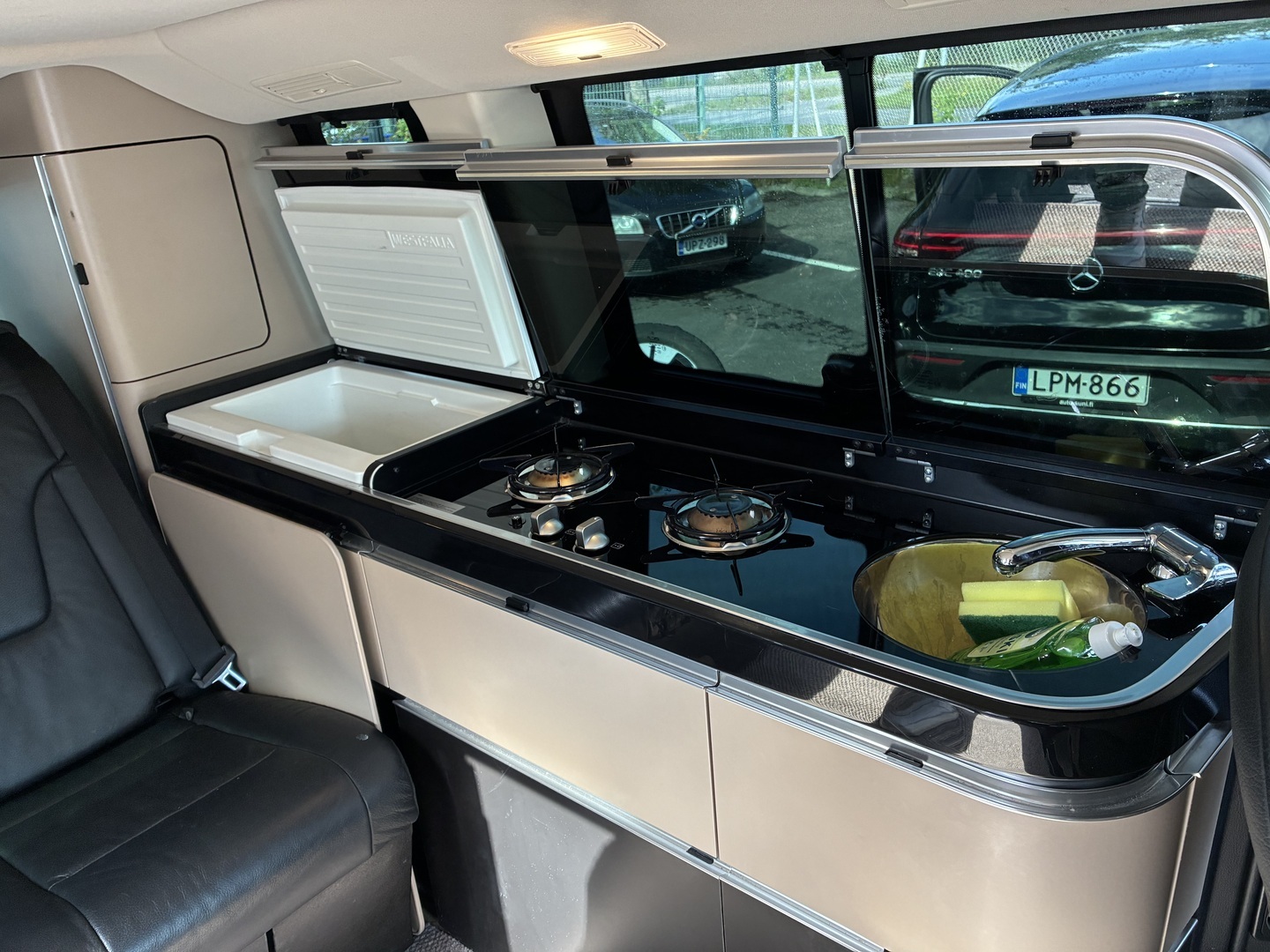 MERCEDES-BENZ V 2016