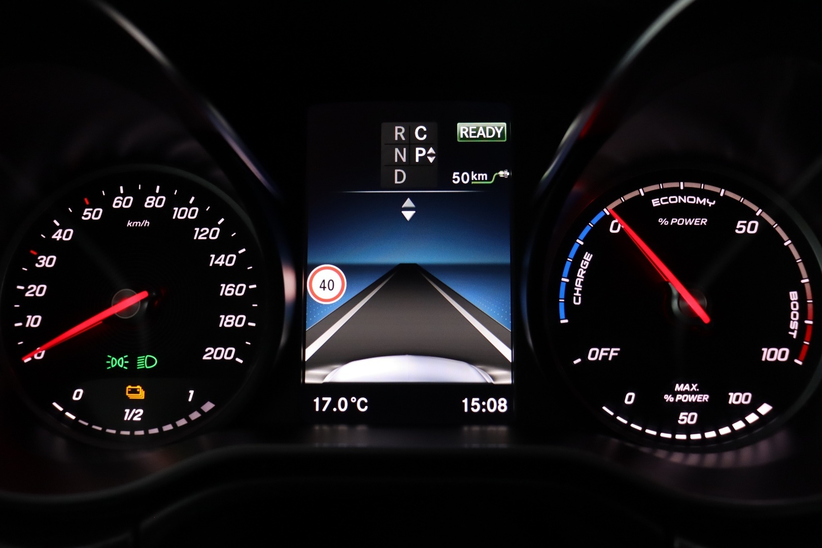 MERCEDES-BENZ EQV 2021