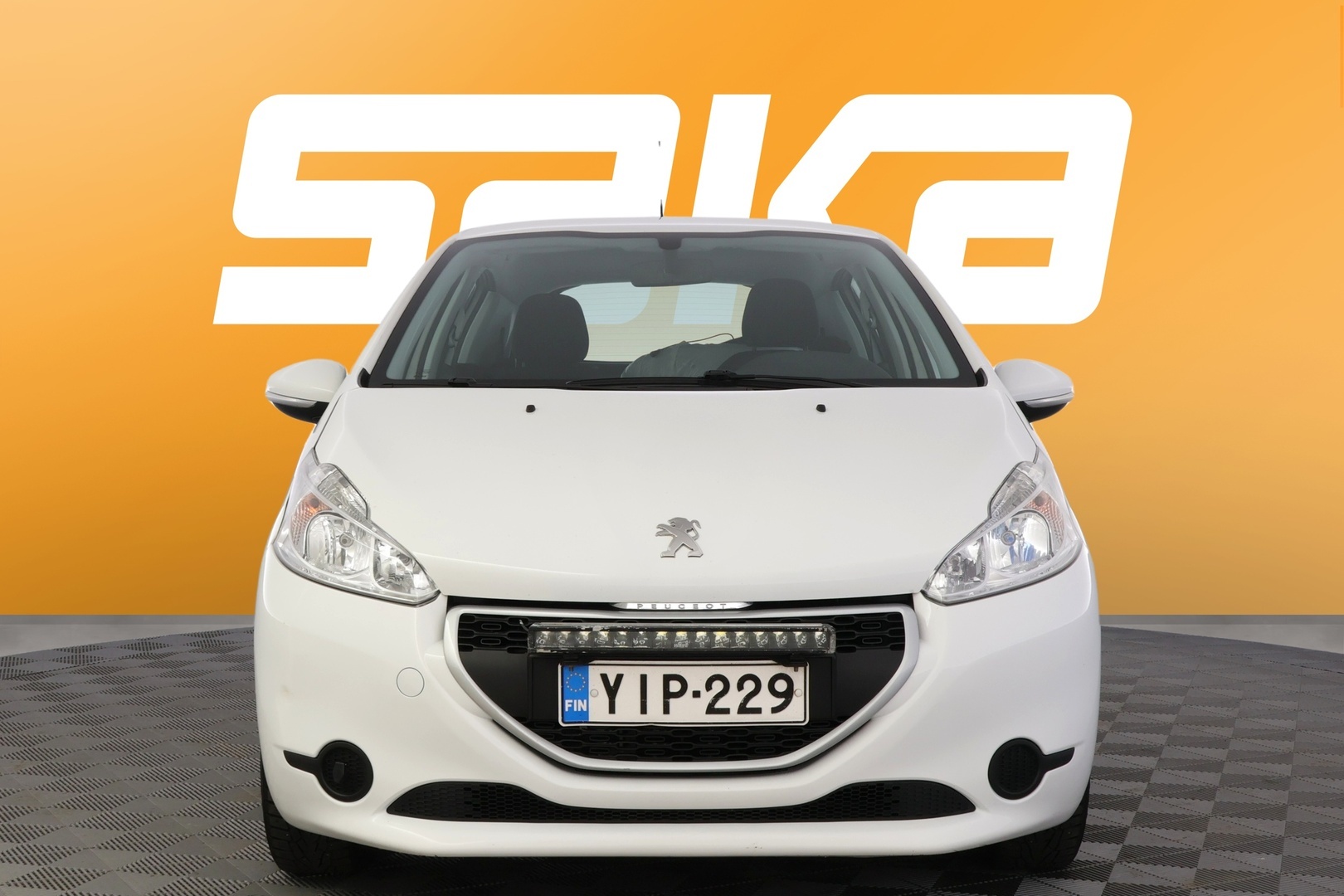 PEUGEOT 208 2014
