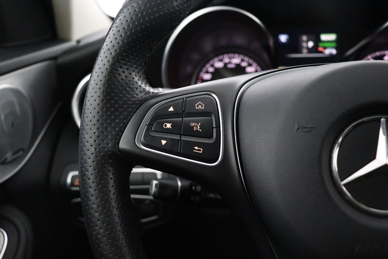 MERCEDES-BENZ C 2017