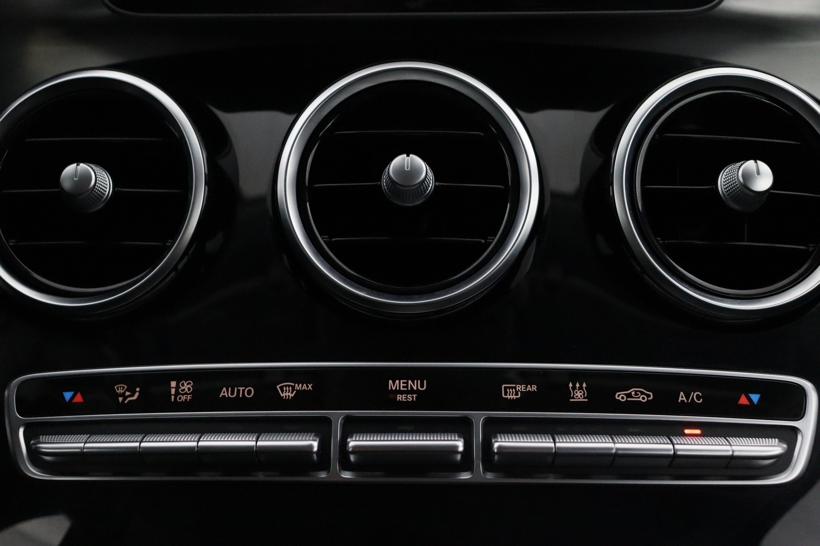 MERCEDES-BENZ C 2017