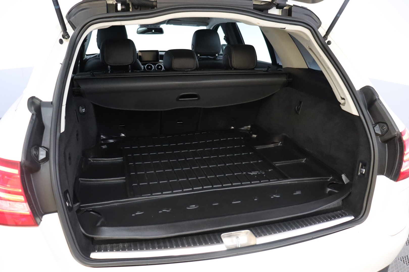 MERCEDES-BENZ C 2017