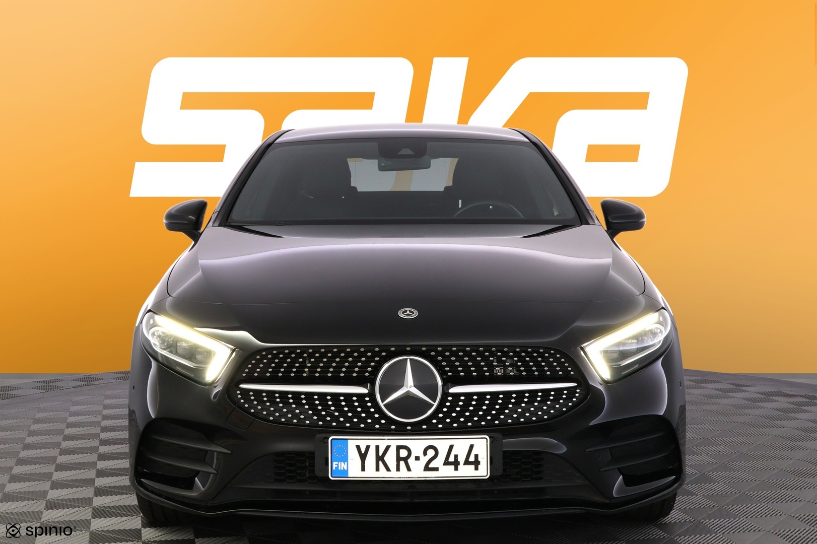 MERCEDES-BENZ A 2021