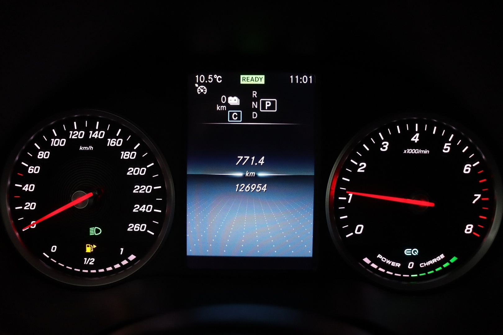 MERCEDES-BENZ GLC 2021