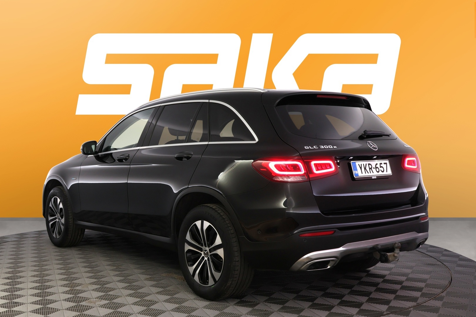 MERCEDES-BENZ GLC 2021