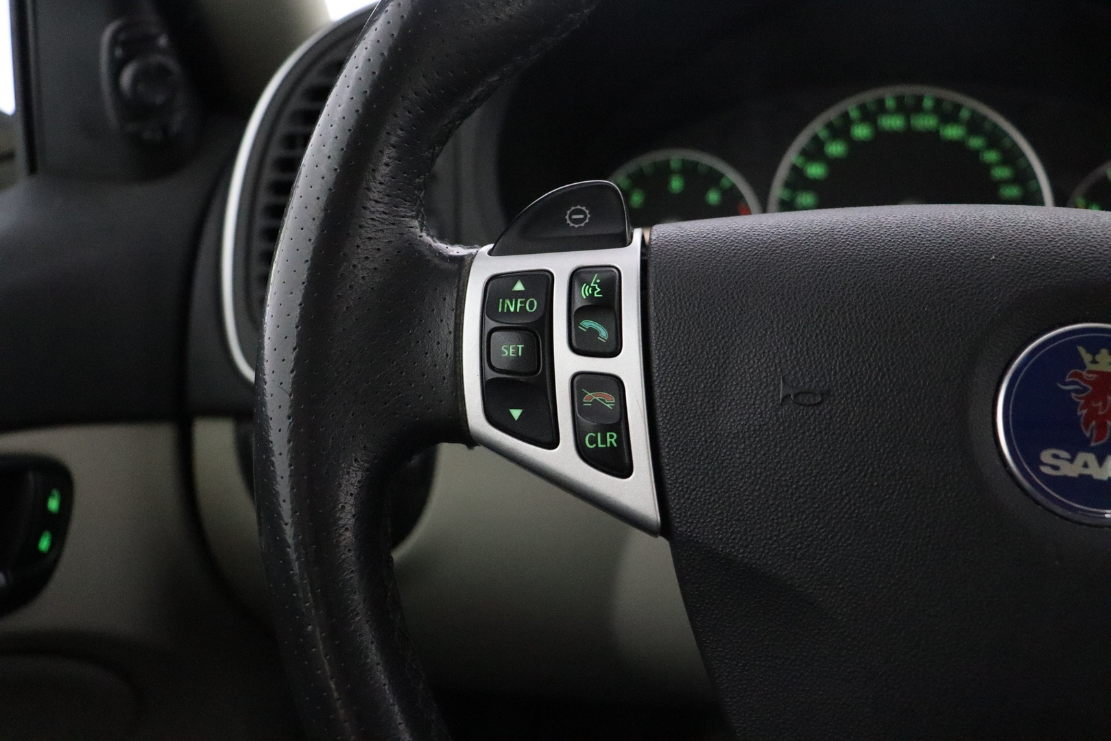SAAB 9-3 2011