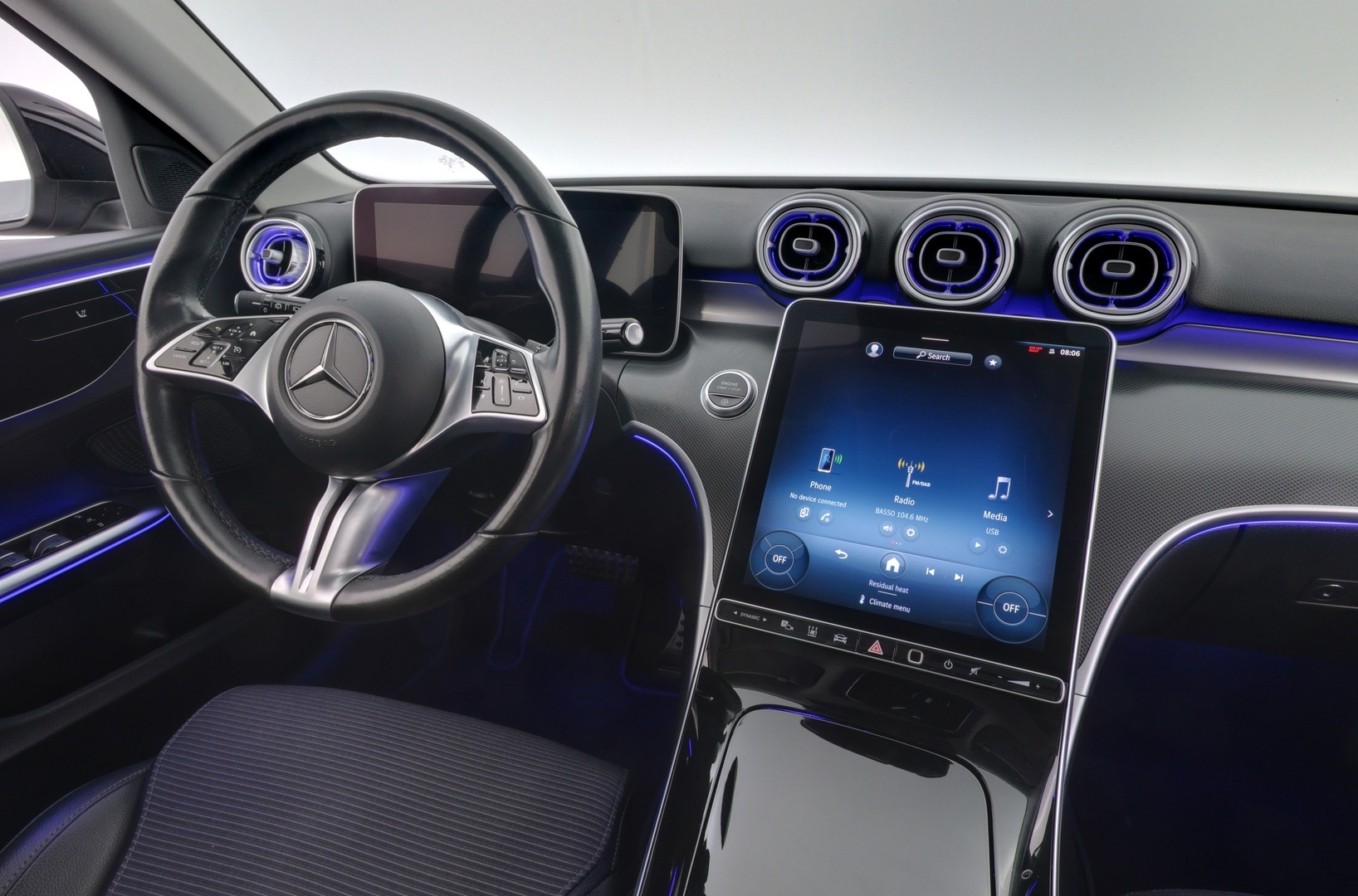 MERCEDES-BENZ C 2023