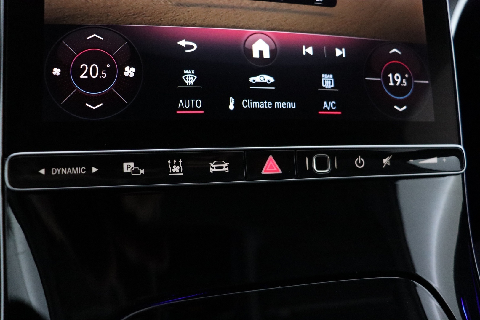 MERCEDES-BENZ C 2023