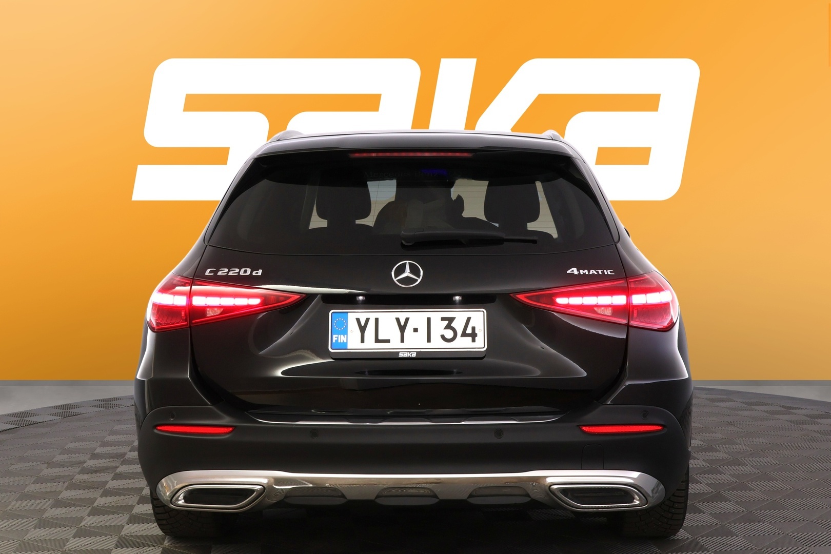 MERCEDES-BENZ C 2023