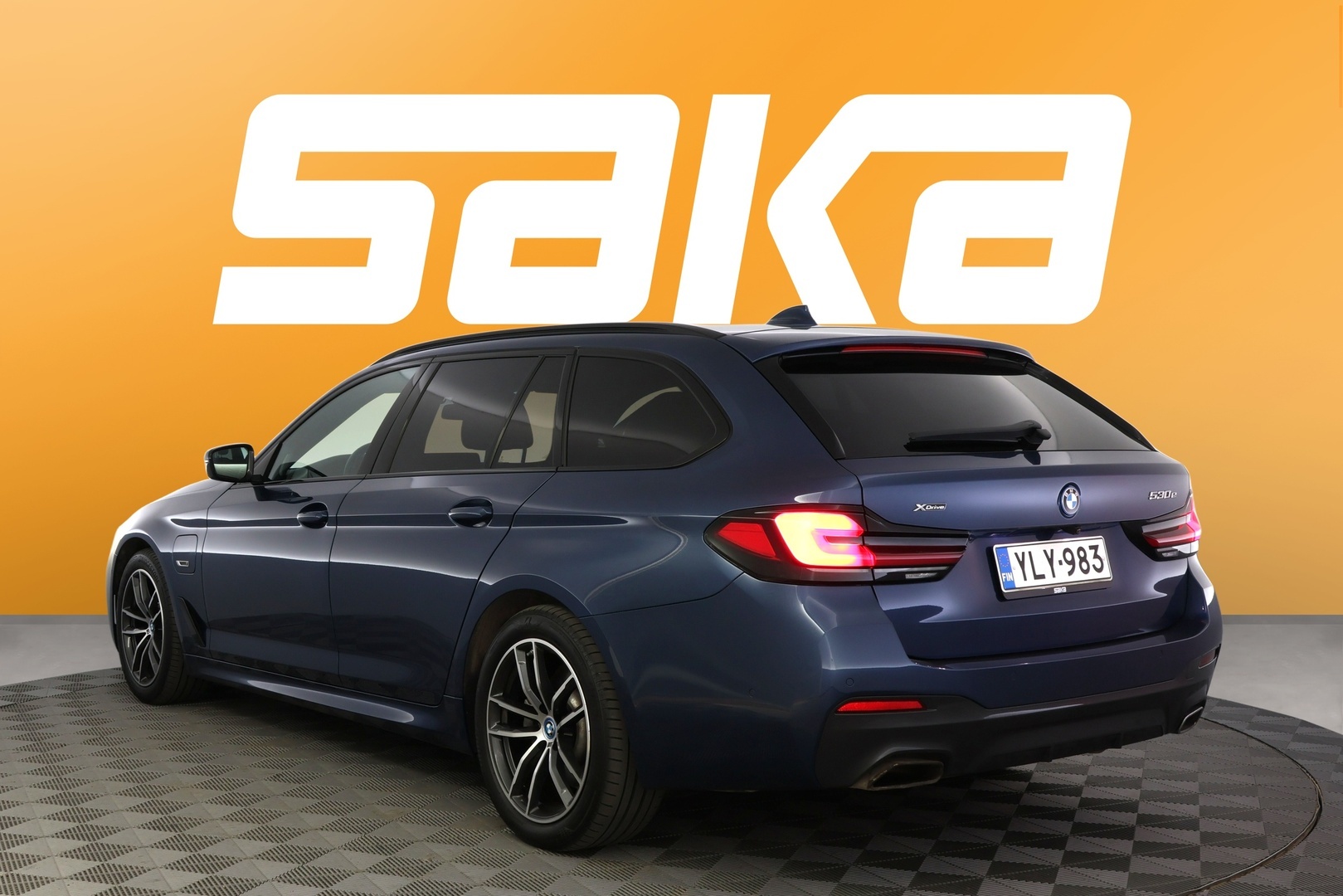 BMW 530 2023