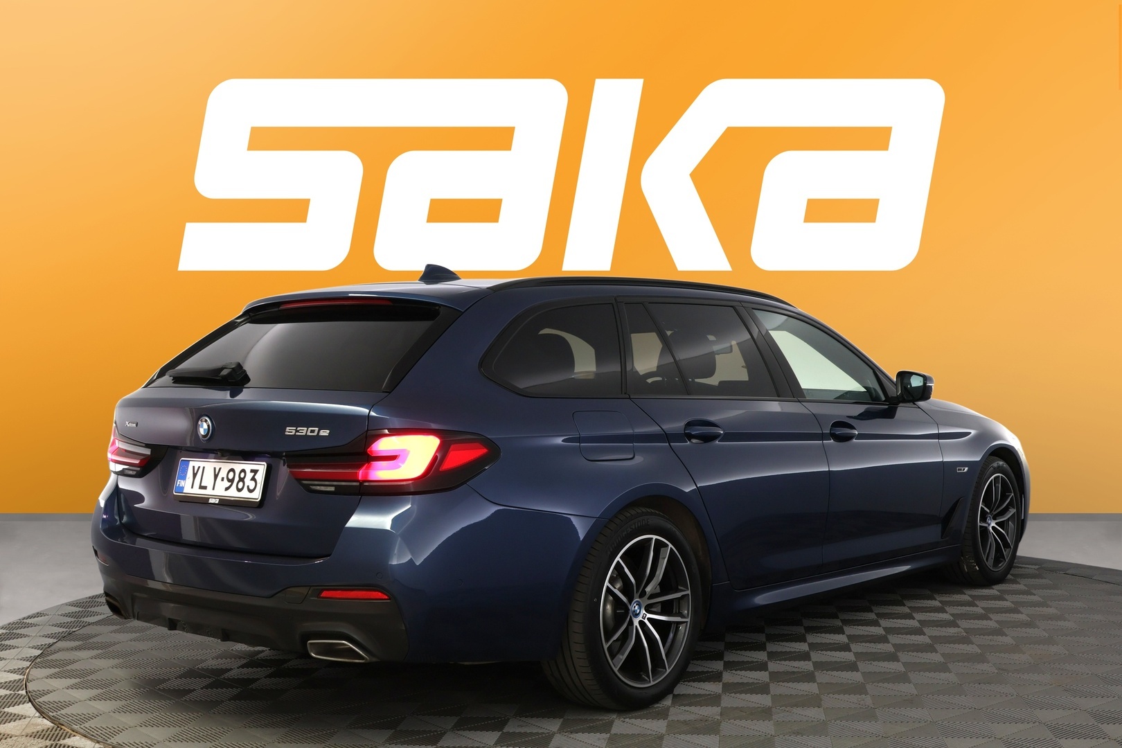BMW 530 2023