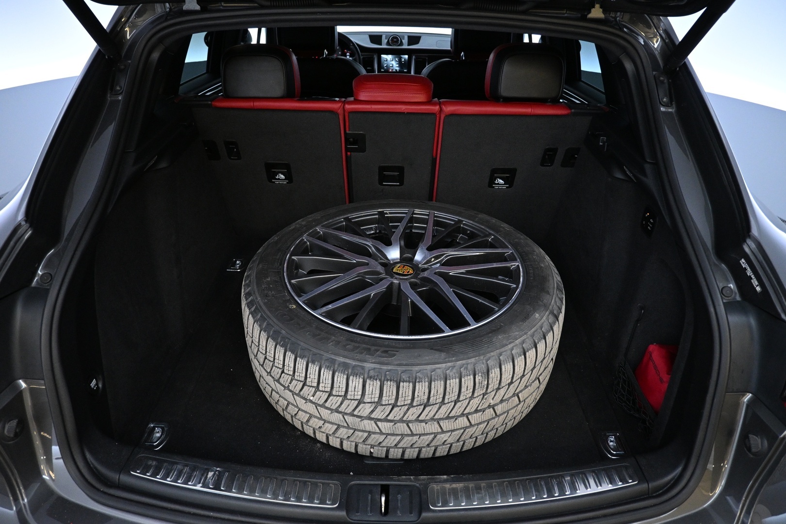 PORSCHE Macan 2018