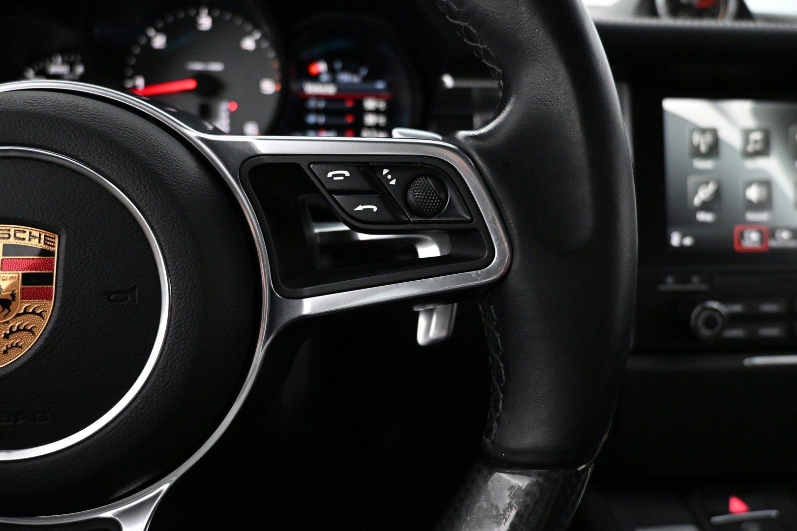 PORSCHE Macan 2018