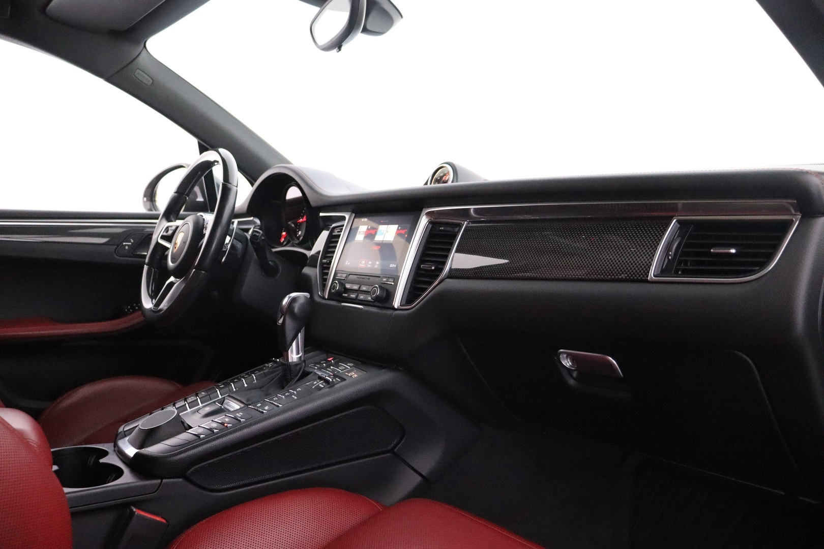 PORSCHE Macan 2018