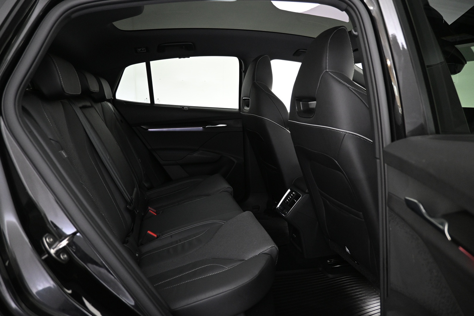 SKODA Enyaq 2022