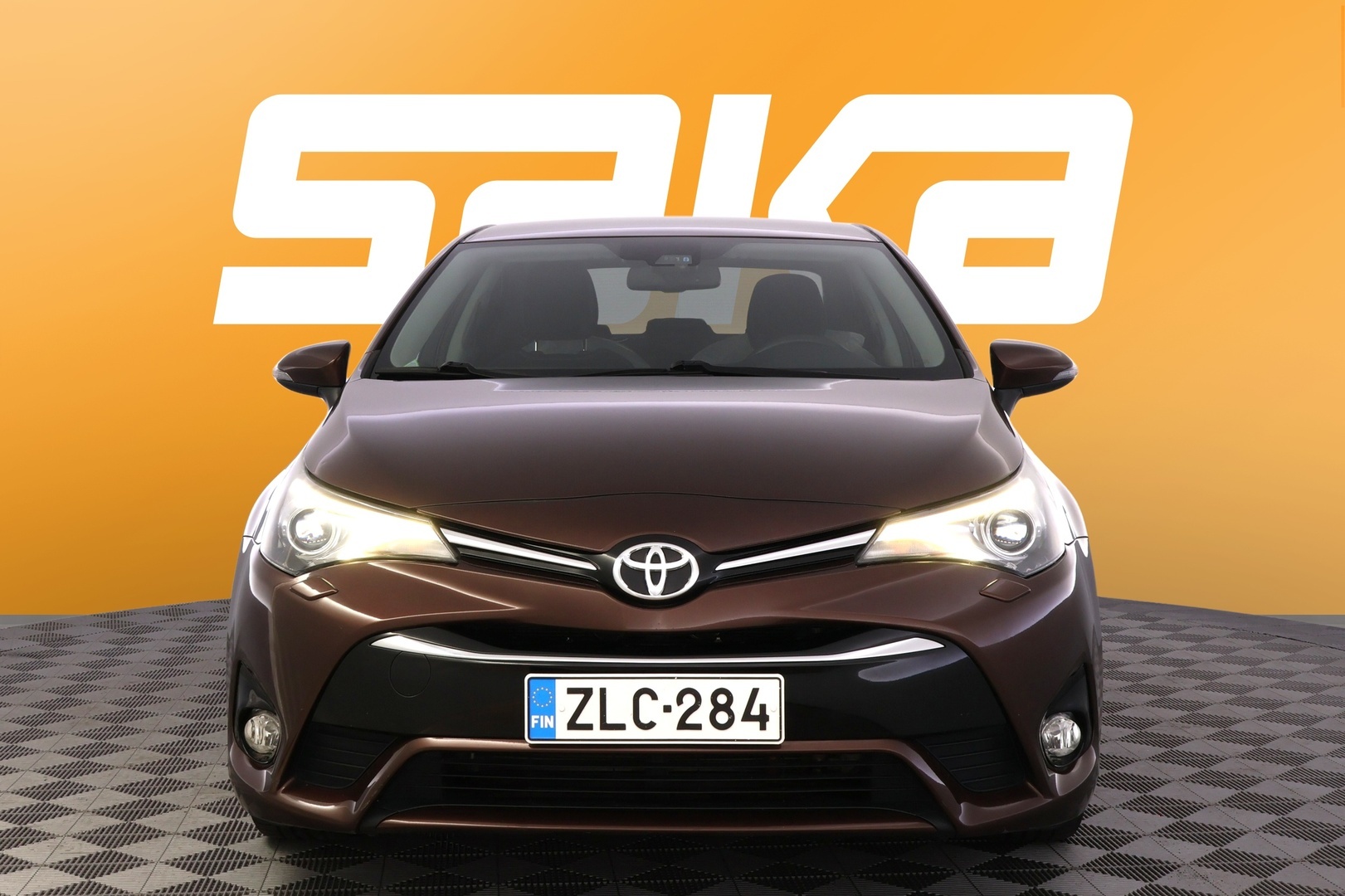 TOYOTA Avensis 2016