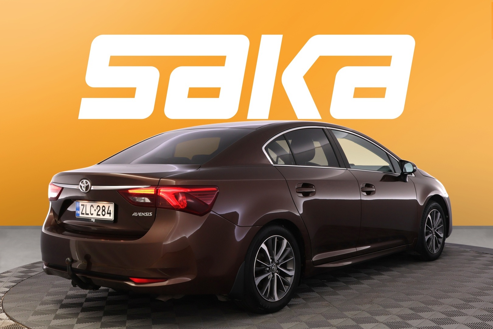TOYOTA Avensis 2016