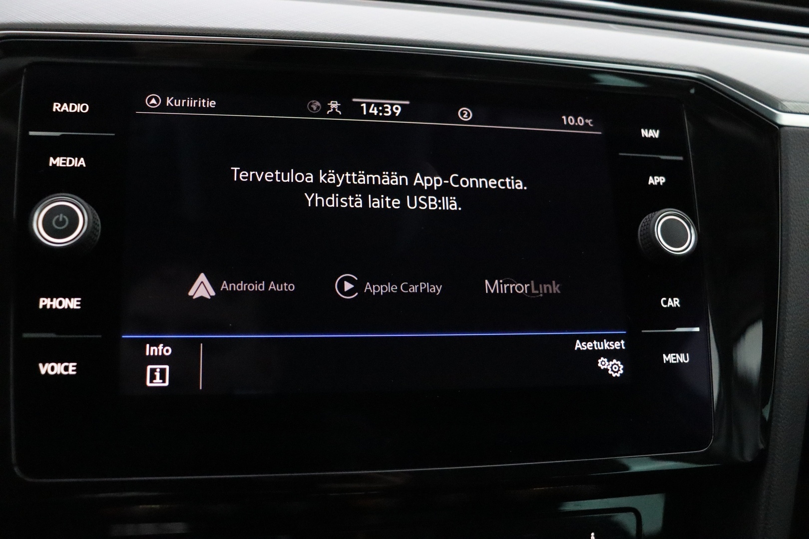 VOLKSWAGEN Passat 2021